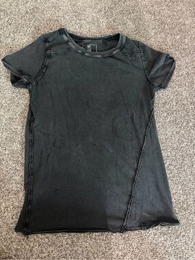 We The Free Black Raw-Edge Short Sleeve Tee
